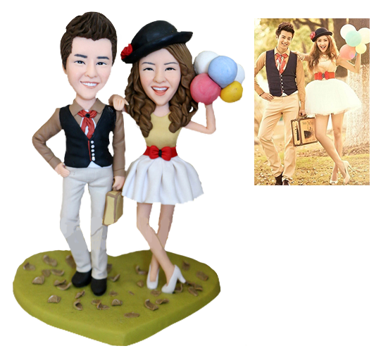 Fully Customizable 2 Person Bobbleheads Gift For Couple