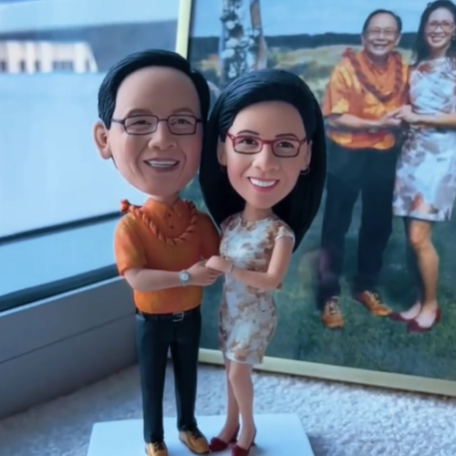 2 Person Fully Body Customizable Bobblehead With Text Gift For Couple/Brothers/Sister